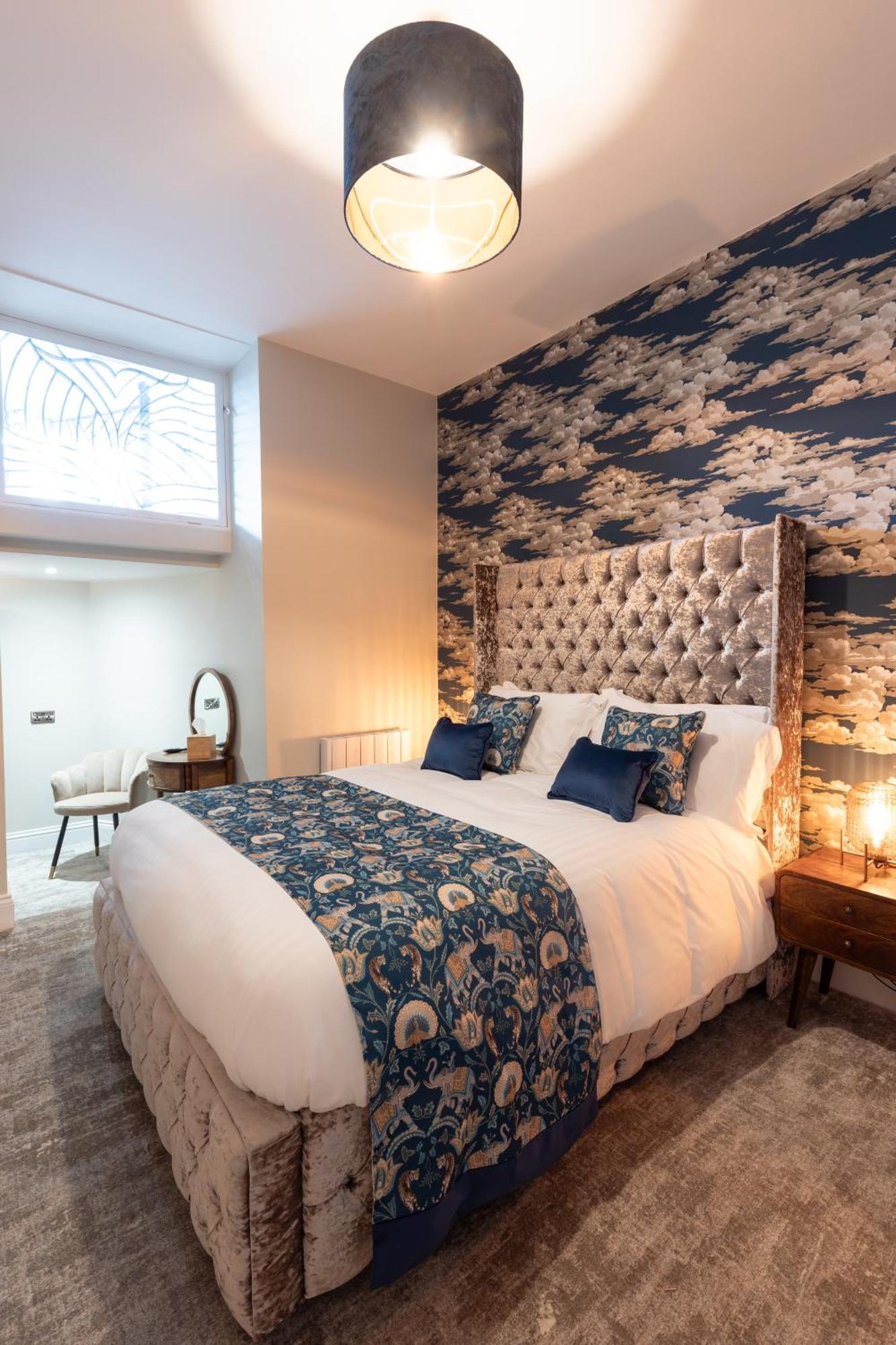The Resolution Hotel 3*